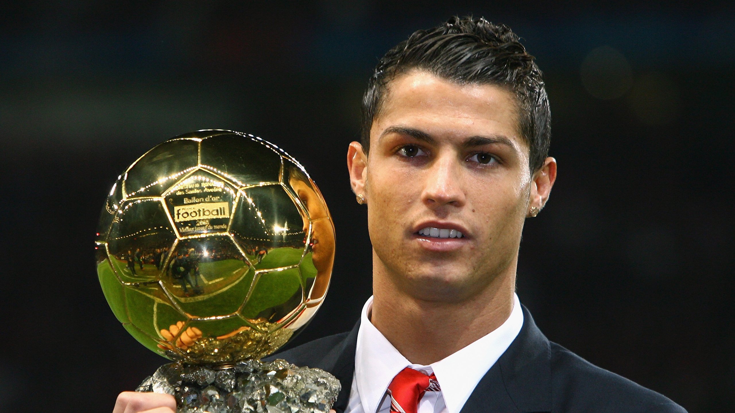 开云电竞服务-“亚戈·卡尔曼：阿根廷美洲狮队的技术先锋，未来可期”